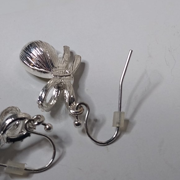 Vintage Green NRT Dangle Earrings - Picture 13 of 15